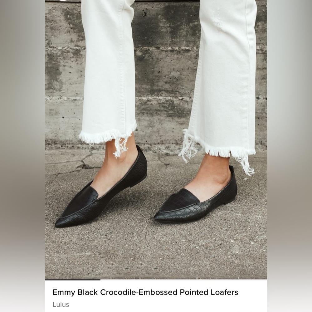 Lulus Emmy Black Crocodile-Embossed Pointed Loafers